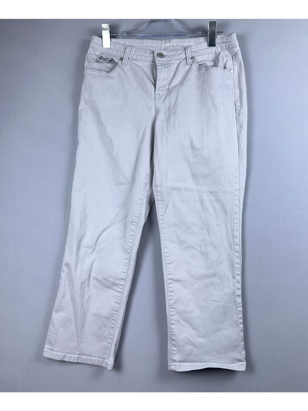 Style & Co Jeans Size 14 Grey Curvy Capri Mid Rise Light Wash